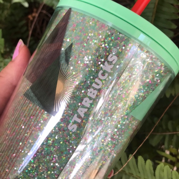 ❤️BEAUTIFUL❤️ 2020 Christmas Starbucks Tumbler - Picture 6 of 6